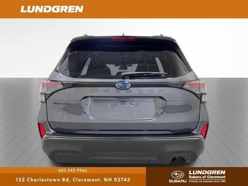 2025 Subaru Forester Premium