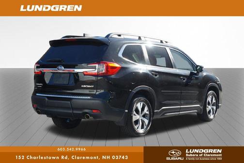 Crystal Black Silica 2023 Subaru Ascent Premium 7-Passenger