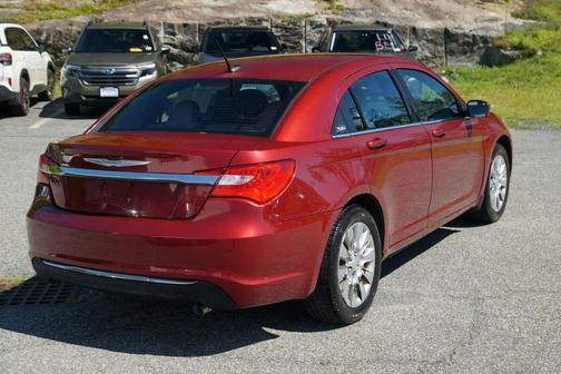 Deep Cherry Red Crystal Pearlcoat 2014 Chrysler 200 LX