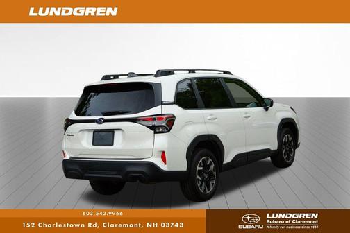 Crystal White Pearl 2025 Subaru Forester Premium