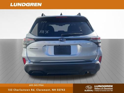 2025 Subaru Forester Premium