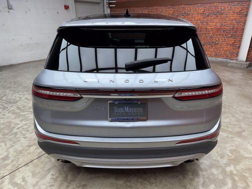 Silver Radiance Metallic Clearcoat 2023 Lincoln Corsair Standard