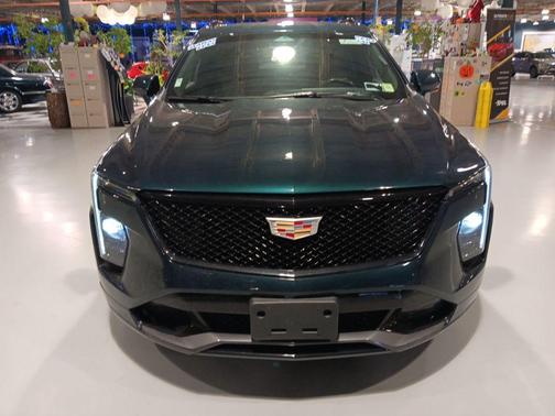Emerald Lake Metallic 2024 Cadillac XT4 Sport