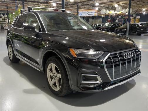 2023 Audi Q5 40 Premium