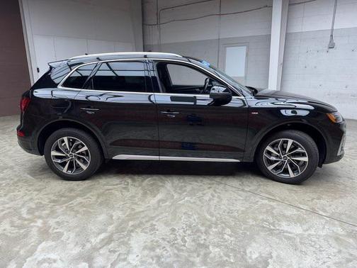 2024 Audi Q5 45 S line Premium Plus