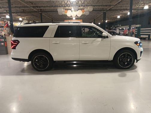 White Metallic 2024 Ford Expedition Max Limited