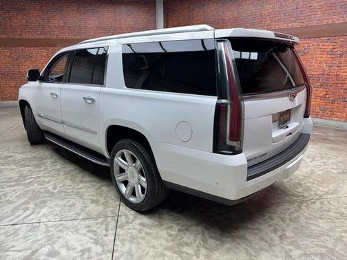 2020 Cadillac Escalade ESV Premium Luxury