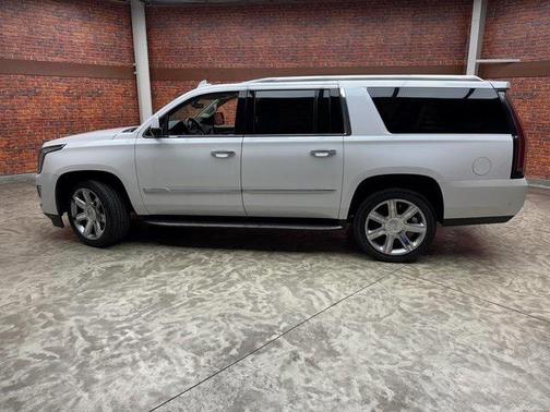 2020 Cadillac Escalade ESV Premium Luxury