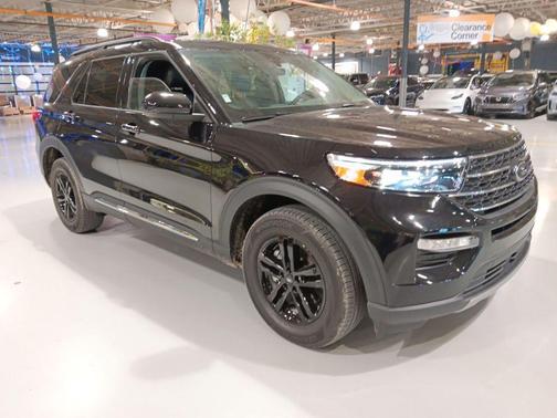 Agate Black Metallic 2023 Ford Explorer XLT