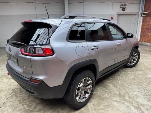 2021 Jeep Cherokee Trailhawk