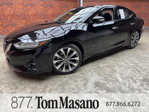 Super Black 2021 Nissan Maxima 3.5 Platinum
