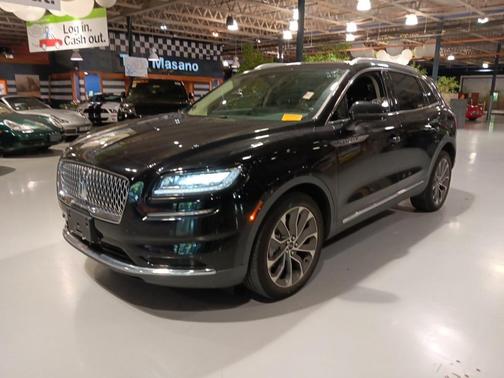 2022 Lincoln Nautilus Reserve