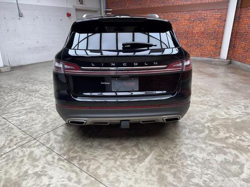 2022 Lincoln Nautilus Reserve