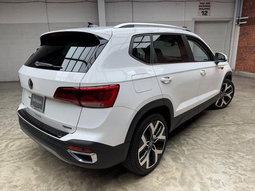 2022 Volkswagen Taos 1.5T SEL