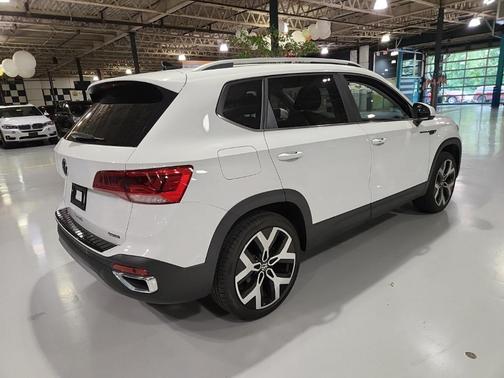 2022 Volkswagen Taos 1.5T SEL
