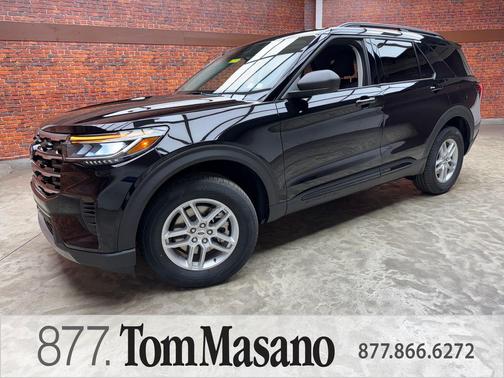 Agate Black Metallic 2026 Ford Explorer Active
