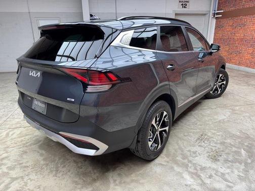 2024 Kia Sportage Hybrid EX