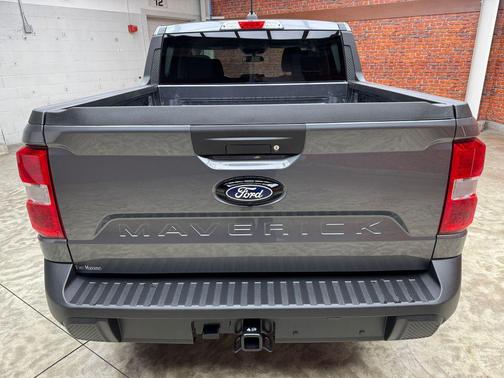 Carbonized Gray Metallic 2026 Ford Maverick XL