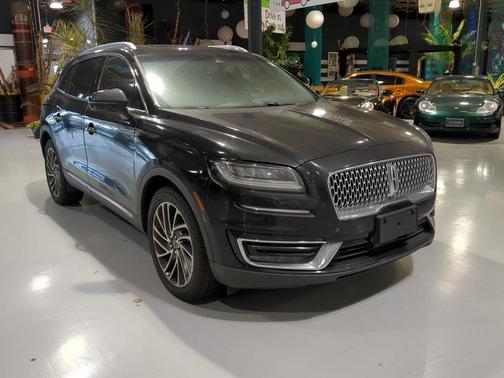 2019 Lincoln Nautilus Reserve