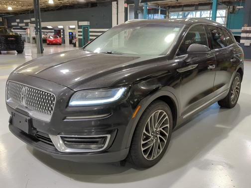 2019 Lincoln Nautilus Reserve