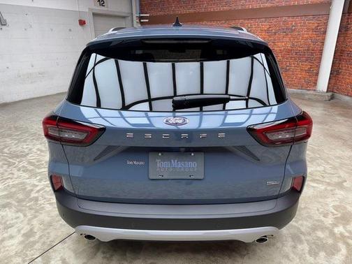 2026 Ford Escape PHEV SE