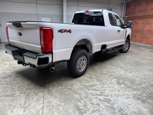 2025 Ford F-250 XL