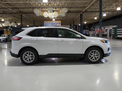 Oxford White 2024 Ford Edge SEL