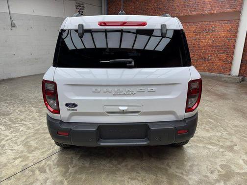Oxford White 2025 Ford Bronco Sport Big Bend