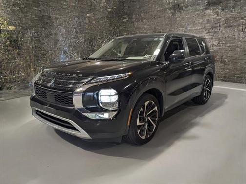 2022 Mitsubishi Outlander Black Edition S-AWC