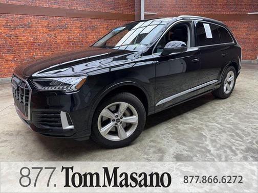 2024 Audi Q7 45 Premium Plus