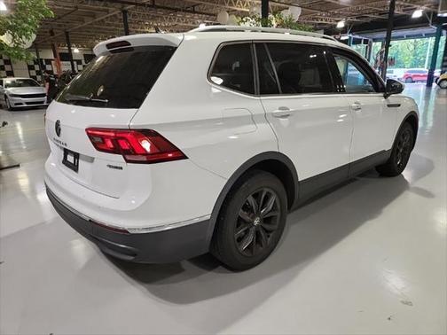 2022 Volkswagen Tiguan 2.0T SE 4MOTION