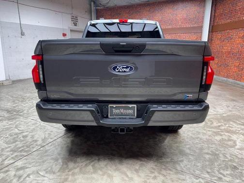 2025 Ford F-150 Lightning XLT