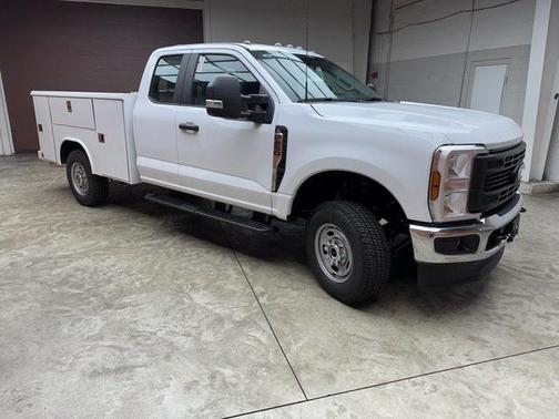 2025 Ford F-250 XL