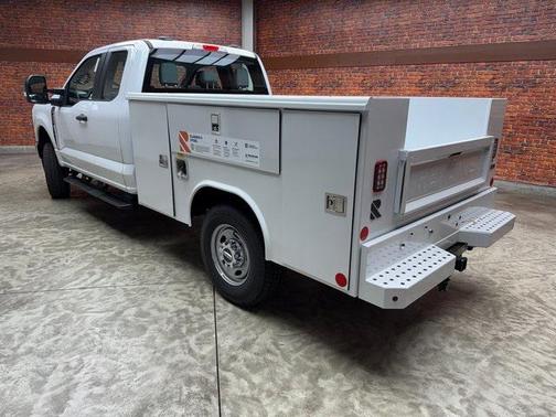 2025 Ford F-250 XL