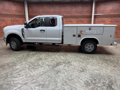 2025 Ford F-250 XL