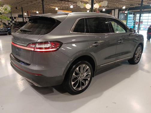 2022 Lincoln Nautilus Reserve