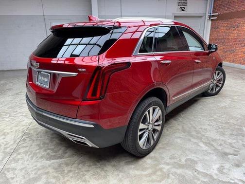 2021 Cadillac XT5 Premium Luxury