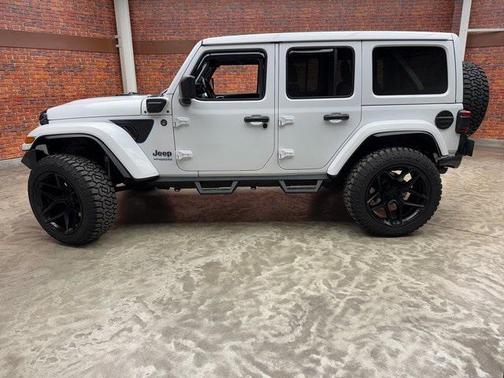 2022 Jeep Wrangler Unlimited 4xe Sahara