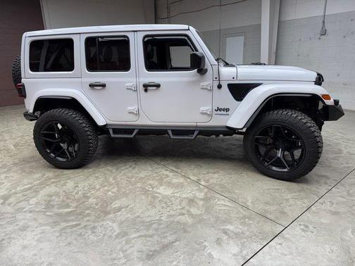 2022 Jeep Wrangler Unlimited 4xe Sahara