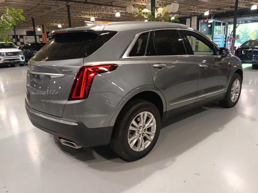 2022 Cadillac XT5 Luxury