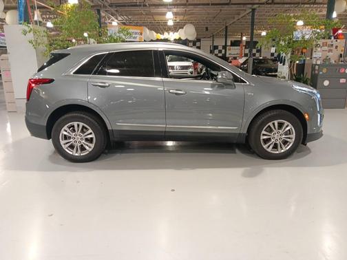2022 Cadillac XT5 Luxury