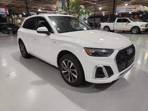 2023 Audi Q5 45 S line Premium Plus