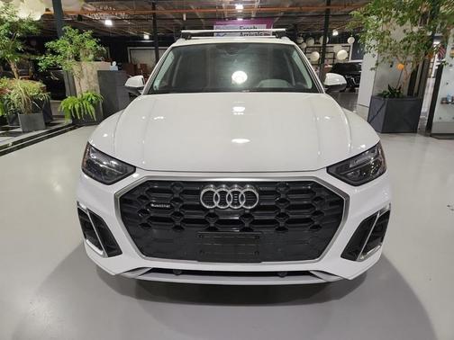 2023 Audi Q5 45 S line Premium Plus