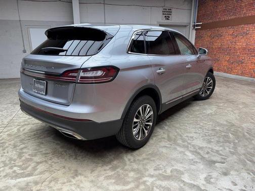 2020 Lincoln Nautilus Standard