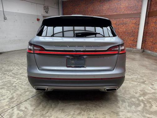 2020 Lincoln Nautilus Standard