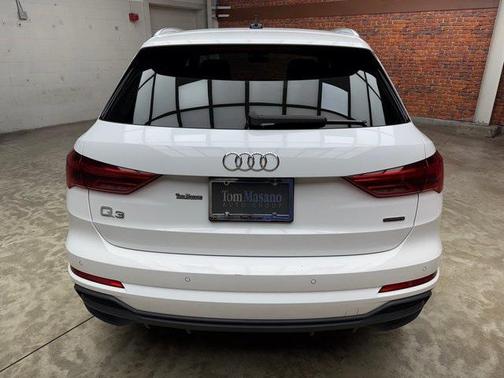 2023 Audi Q3 Premium 45 TFSI S line quattro Tiptronic