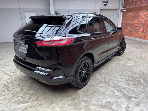 2024 Ford Edge ST Line