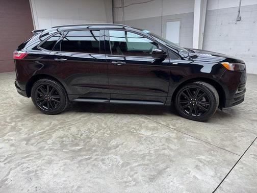 2024 Ford Edge ST Line