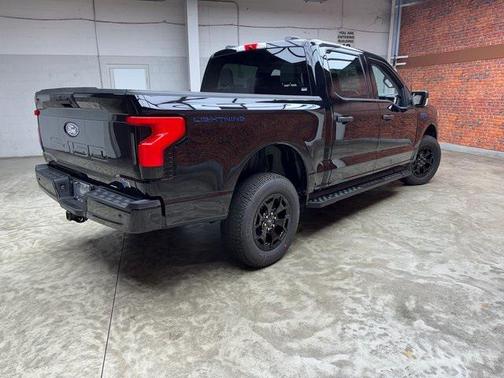 2025 Ford F-150 Lightning XLT