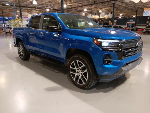 Glacier Blue Metallic 2024 Chevrolet Colorado Z71